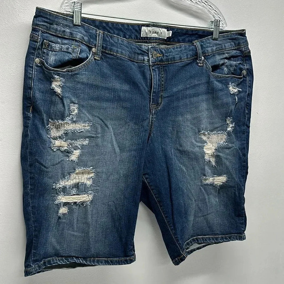 Torrid Denim Jean Shorts Cotton Stretch Distressed Blue Women's Plus Size 22 - Picture 2 of 10
